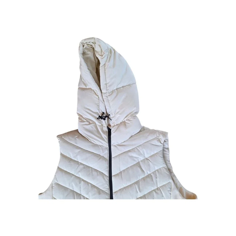 Ivory Chevron Puffer Vest Hooded Tahari Woman 3X NWOT Winter Classic